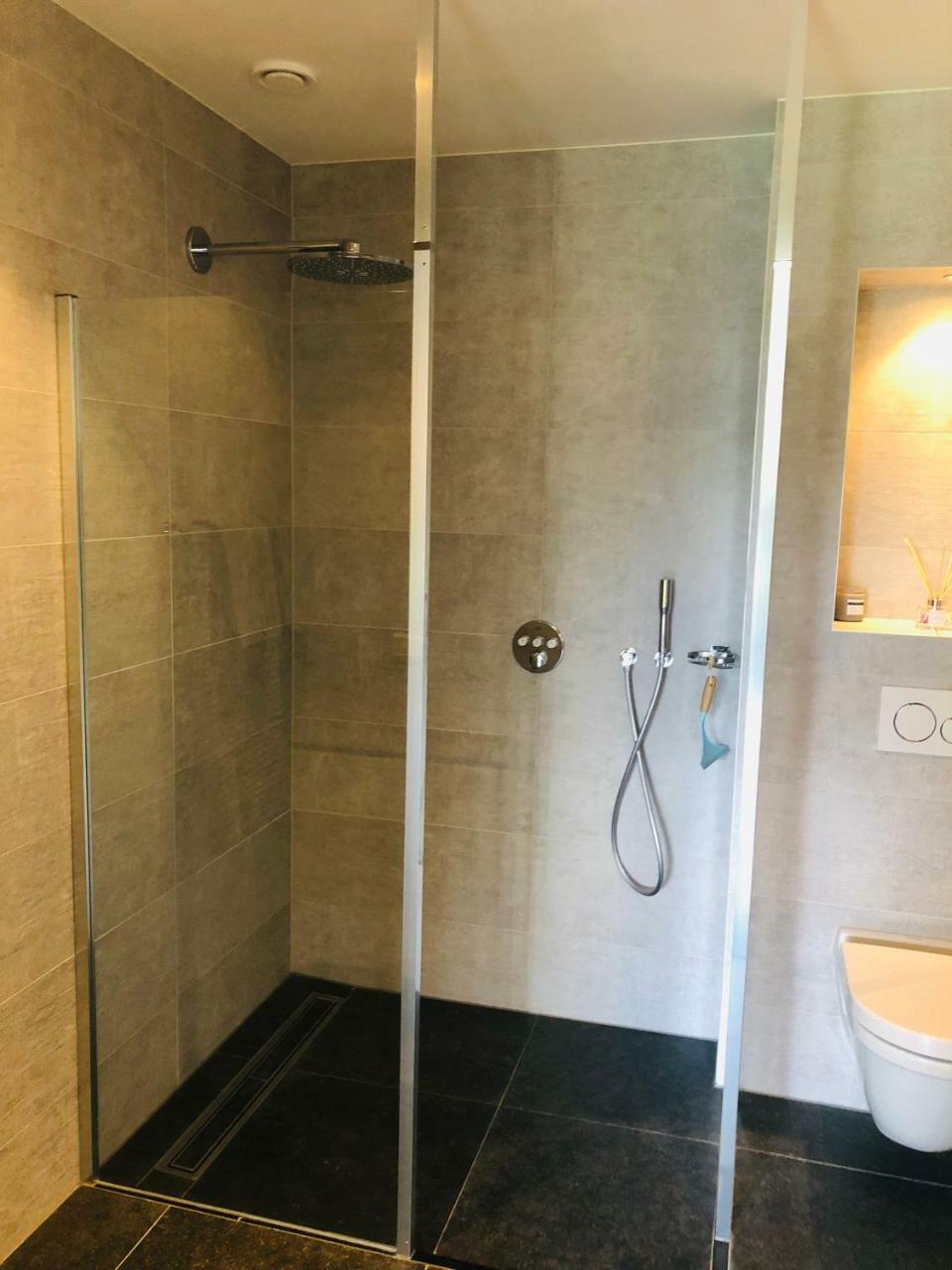 Vakantie Appartementen De Bonte Kraai Raamsdonk Exterior foto