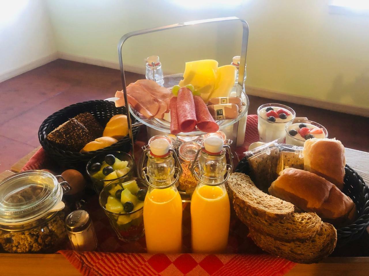Vakantie Appartementen De Bonte Kraai Raamsdonk Exterior foto