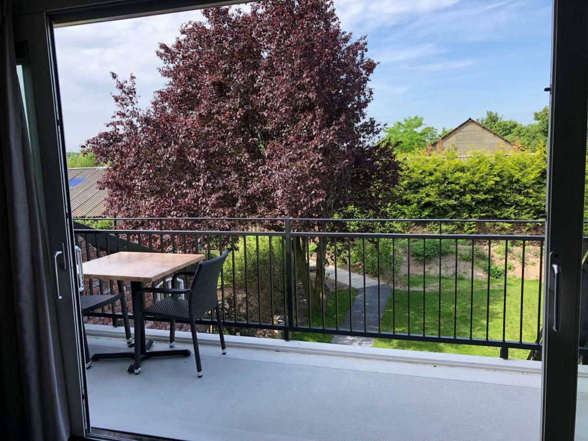 Vakantie Appartementen De Bonte Kraai Raamsdonk Exterior foto
